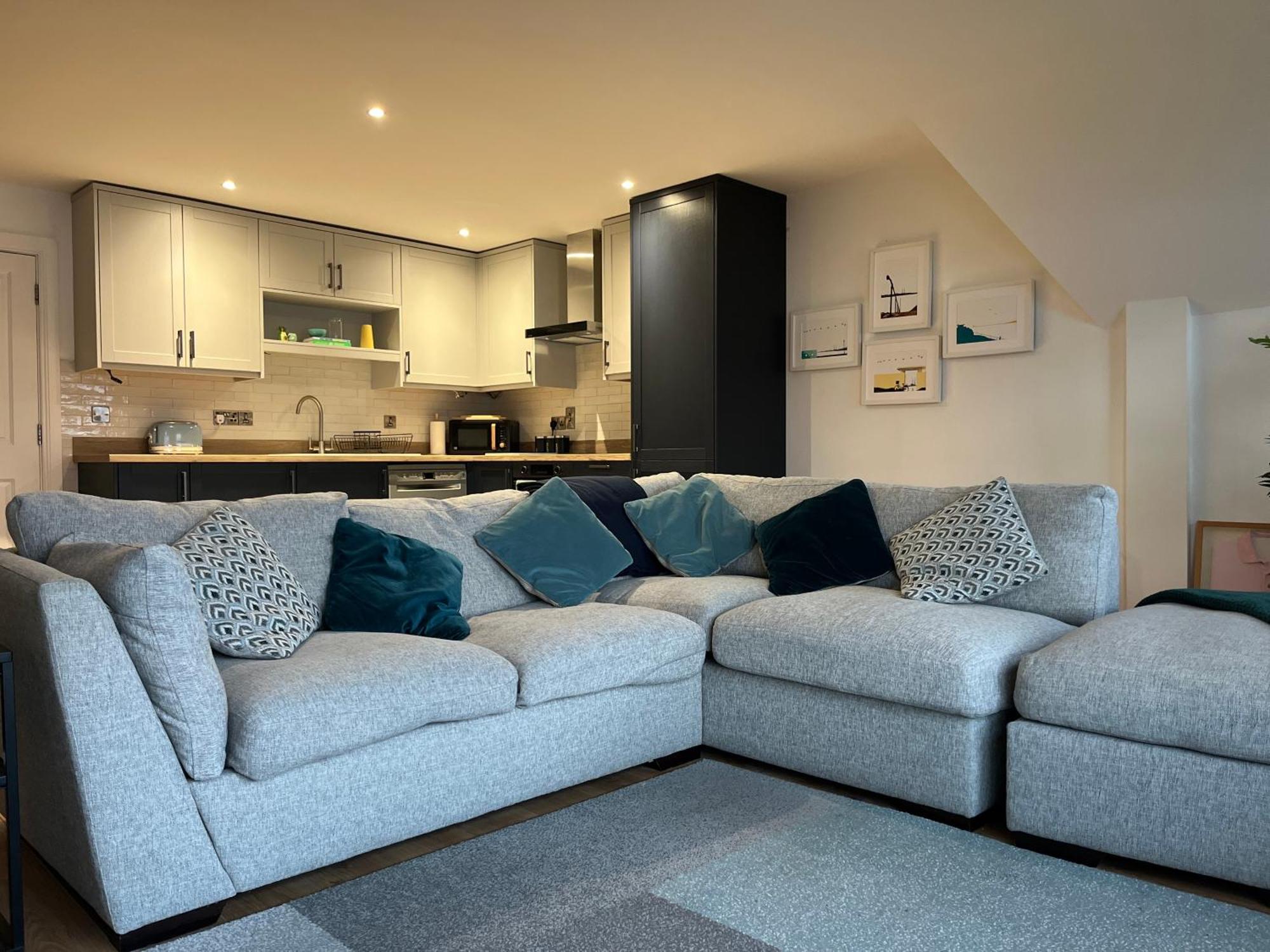Sound Of The Sea - Penthouse In Portrush Apartment Bagian luar foto